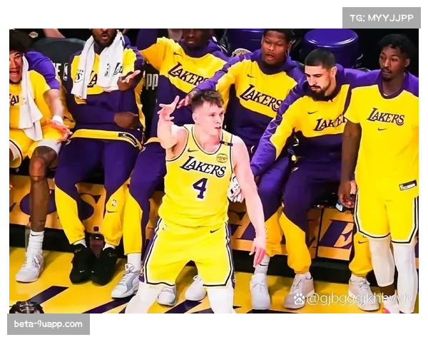 湖人战绩11胜4负排名西部第四 詹姆斯领衔球队稳步前行