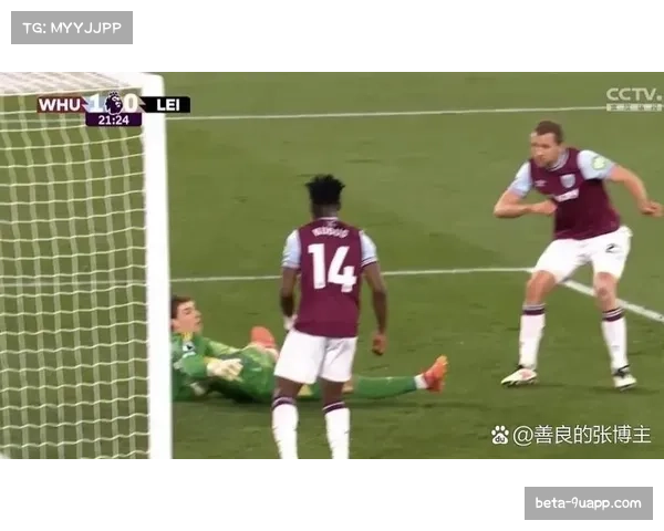 西汉姆联主场战平曼联 绍切克破门难保胜利果实